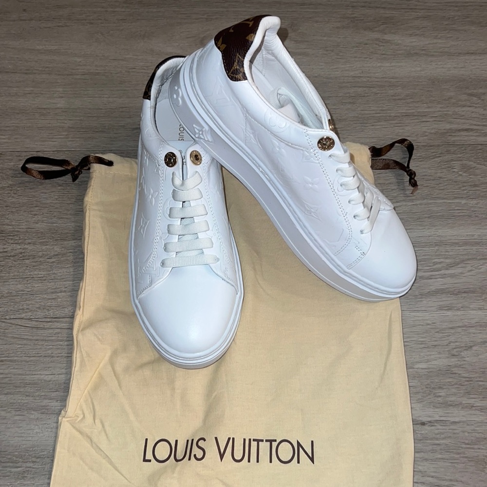 Louis Vuitton -  TIME OUT SNEAKERS
